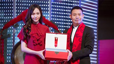 中国美正当红，EVO真人A股上市，引领新时代